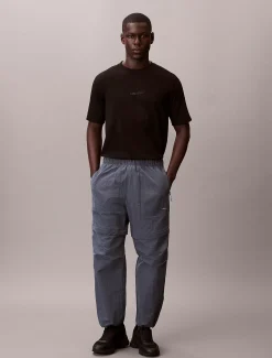 Calvin Klein Performance Hose aus Ripstop mit Reißverschlussbeinen^Herren Hosen & Shorts|Hosen & Shorts