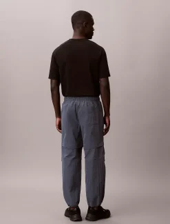 Calvin Klein Performance Hose aus Ripstop mit Reißverschlussbeinen^Herren Hosen & Shorts|Hosen & Shorts