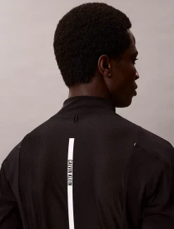 Calvin Klein Performance-Gym-T-Shirt mit langen Ärmeln und Viertelreißverschluss^Herren Tops & T-shirts|T-shirts