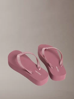 Calvin Klein Perlmuttfarbene Plateau-Flip-Flops^Damen Slippers|SandalenFrisch Eingetroffen