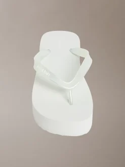 Calvin Klein Perlmuttfarbene Plateau-Flip-Flops^Damen Slippers|SandalenFrisch Eingetroffen