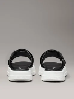 Calvin Klein Plateau Sandalen aus Satin für Kinder^Kinder Schuhe|Schuhe