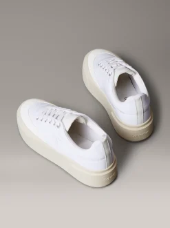 Calvin Klein Plateau-Sneakers aus Leder mit charakteristischem Logo^Damen SneakerFrisch Eingetroffen