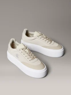 Calvin Klein Plateau-Sneakers aus Leder mit charakteristischem Logo^Damen SneakerFrisch Eingetroffen