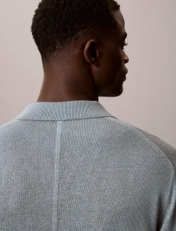 Calvin Klein Poloshirt aus Leinen-Mix mit offenem Kragen^Herren Strickdesigns