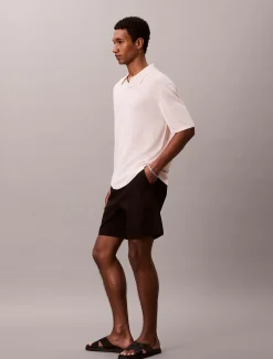 Calvin Klein Poloshirt aus Leinen-Mix mit offenem Kragen^Herren Strickdesigns