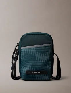 Calvin Klein Praktische schmale Reporter Bag mit Streifenmuster und Reißverschluss^Herren Umhängetaschen & Schultertaschen|Taschen