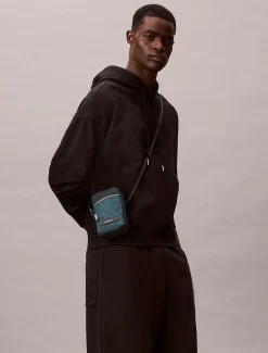 Calvin Klein Praktische schmale Reporter Bag mit Streifenmuster und Reißverschluss^Herren Umhängetaschen & Schultertaschen|Taschen