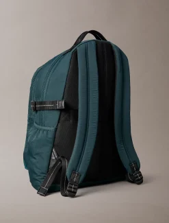 Calvin Klein Praktischer runder Rucksack mit Streifenmuster und Reißverschluss^Herren RucksäckeFrisch Eingetroffen|Taschen