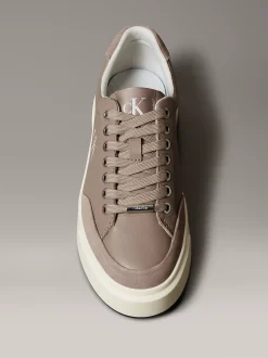 Calvin Klein Premier – Sneakers aus Leder mit charakteristischem Logo^Damen SneakerFrisch Eingetroffen