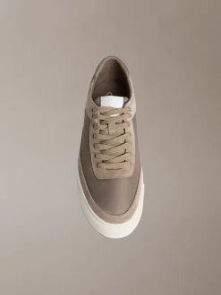 Calvin Klein Premier – Sneakers aus Wildleder mit charakteristischem Logo^Herren SneakerFrisch Eingetroffen