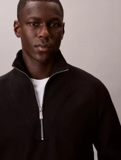 Calvin Klein Pullover mit 1/4-Reißverschluss aus technischem Strick^Herren Strickdesigns