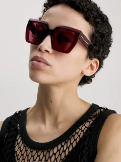 Calvin Klein Quadratische Sonnenbrille CK23502S^Damen Sonnenbrillen