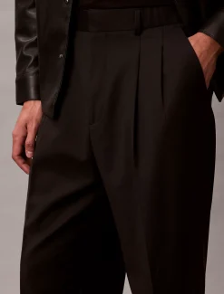 Calvin Klein Reise-Hose mit weitem Bein aus Wollgemisch^Herren Hosen & Shorts|Anzüge