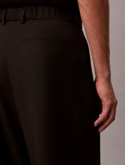Calvin Klein Reise-Hose mit weitem Bein aus Wollgemisch^Herren Hosen & Shorts|Anzüge