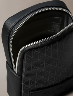 Calvin Klein Reißverschlusstasche mit durchgehendem Monogramm-Logo^Herren Umhängetaschen & Schultertaschen|Taschen