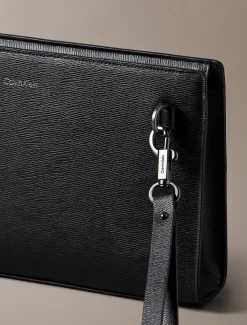Calvin Klein Reißverschlusstasche mit Tragegriff und Saffiano-Emblem^Herren Taschen|Geldbörsen & Kartenetuis