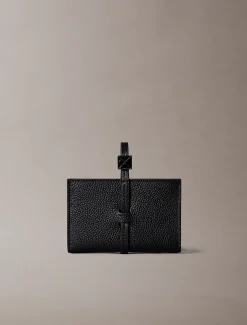 Calvin Klein RFID-Geldbörse aus genarbtem Leder mit Handgelenkschlaufe^Damen Geldbörsen & Etuis