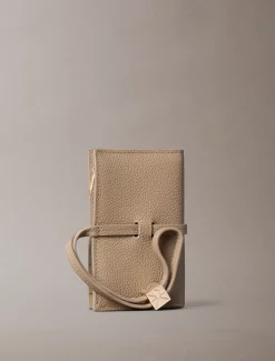 Calvin Klein RFID-Geldbörse aus genarbtem Leder mit Handgelenkschlaufe^Damen Geldbörsen & Etuis