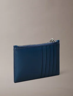 Calvin Klein RFID-Kartenetui aus Leder mit Monogramm-Anhänger^Damen Geldbörsen & Etuis