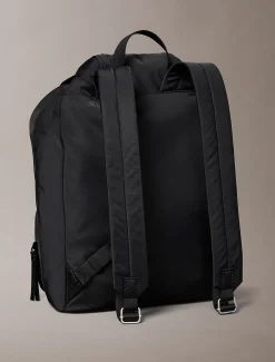 Calvin Klein Rucksack mit Klappe aus weichem Satin-Nylon^Damen Taschen & Accessoires|Taschen