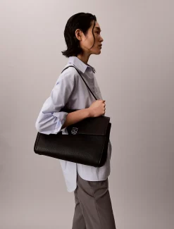 Calvin Klein Satchel-Tasche mit genarbter Oberfläche^Damen SchultertaschenFrisch Eingetroffen|Taschen