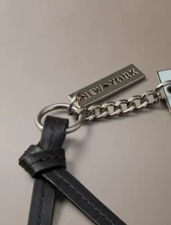 Calvin Klein Schlüsselanhänger mit Script-Logo^Herren Taschen