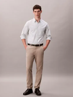 Calvin Klein Schmale Chino-Hose aus Twill^Herren Hosen & Shorts