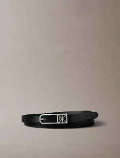 Calvin Klein Schmaler Gürtel mit Logo-Schnalle^Damen Gürtel