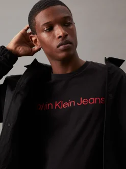 Calvin Klein Schmales Logo-T-Shirt aus Baumwolle^Herren T-shirts