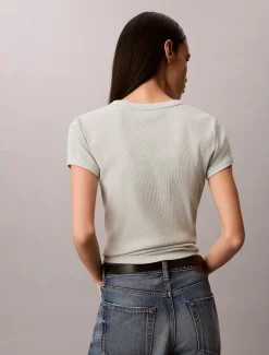 Calvin Klein Schmales Logo-T-Shirt aus gerippter Baumwolle^Damen T-shirts & Tops