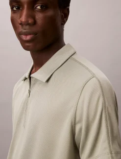 Calvin Klein Schmales Poloshirt aus Stretch-Mesh^Herren Hemden & Poloshirts