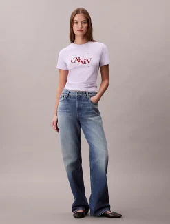 Calvin Klein Schmales T-Shirt mit geteilter Logo-Grafik^Damen T-shirts & Tops