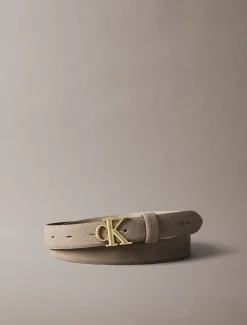 Calvin Klein Schnallengürtel aus Wildleder mit Monogramm^Damen Gürtel