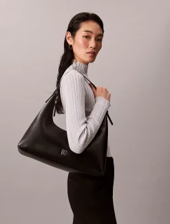 Calvin Klein Schultertasche aus glattem Leder mit Emblem-Logo^Damen Umhängetaschen|SchultertaschenFrisch Eingetroffen