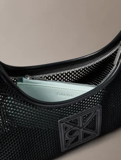 Calvin Klein Schultertasche aus Mesh mit Emblem-Logo^Damen SchultertaschenFrisch Eingetroffen|Taschen