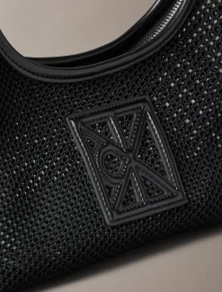 Calvin Klein Schultertasche aus Mesh mit Emblem-Logo^Damen SchultertaschenFrisch Eingetroffen|Taschen