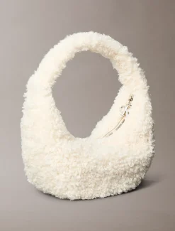 Calvin Klein Schultertasche aus Sherpa-Material^Damen Umhängetaschen|SchultertaschenFrisch Eingetroffen