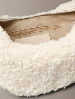 Calvin Klein Schultertasche aus Sherpa-Material^Damen Umhängetaschen|SchultertaschenFrisch Eingetroffen
