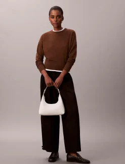 Calvin Klein Schultertasche mit durchgehendem Monogramm-Logo^Damen Umhängetaschen|SchultertaschenFrisch Eingetroffen