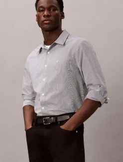 Calvin Klein Seersucker-Hemd mit garngefärbten Streifen^Herren Hemden & Poloshirts