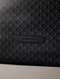 Calvin Klein Shopper mit durchgehendem Emblem-Logo^Herren Taschen