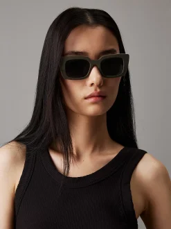 Calvin Klein Sonnenbrille Butterfly CK24512S^Damen Sonnenbrillen|BademodeFrisch Eingetroffen