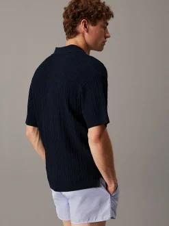 Calvin Klein Strand-Poloshirt aus weitmaschigem Strick^Herren BademodeFrisch Eingetroffen