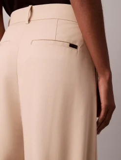 Calvin Klein Stretch-Chino-Plissee Hose mit weitem Bein^Damen Hosen & Shorts