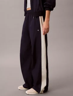 Calvin Klein Trainingshose aus Nylon mit relaxter Passform^Damen Hosen & Shorts