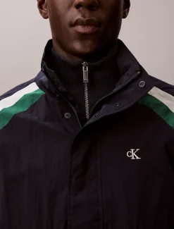 Calvin Klein Trainingsjacke in Blockfarbendesign mit Reißverschluss^Herren JackenFrisch Eingetroffen