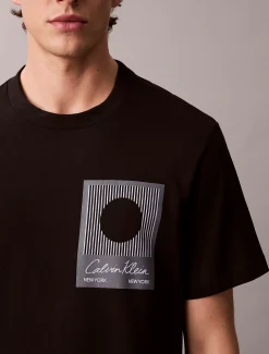 Calvin Klein T-Shirt mit Block-Logo-Grafik^Herren T-shirts