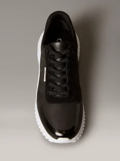 Calvin Klein Ultraleichte Sneakers mit verspiegelter silberner Lasche^Damen SneakerFrisch Eingetroffen