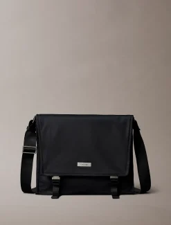 Calvin Klein Umhängetasche aus mattem Nylon^Herren Taschen